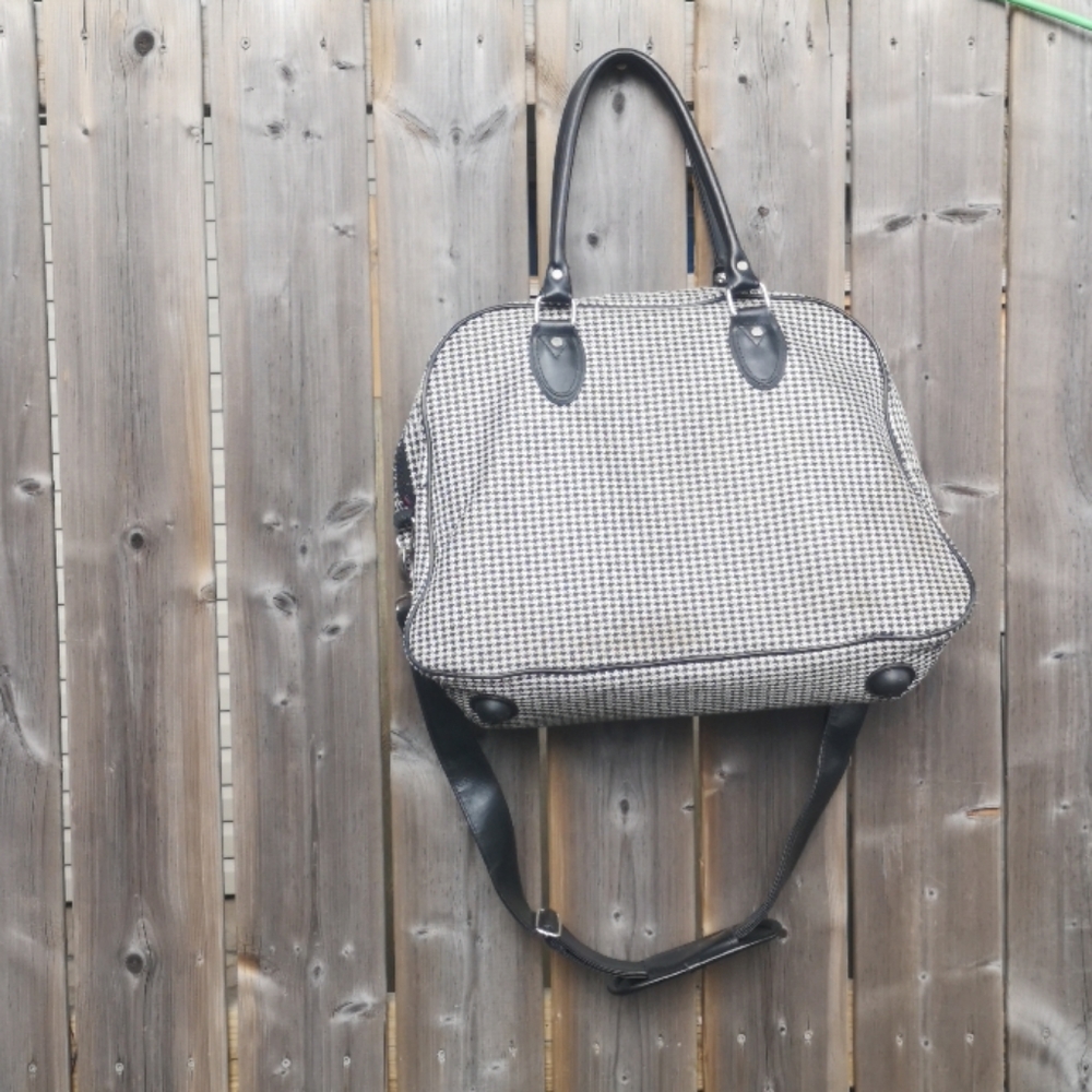 Purse - Picture 2 of 3